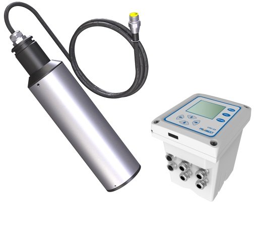 Neutral OEM universal water quality transmitter paired with an online water quality sensor